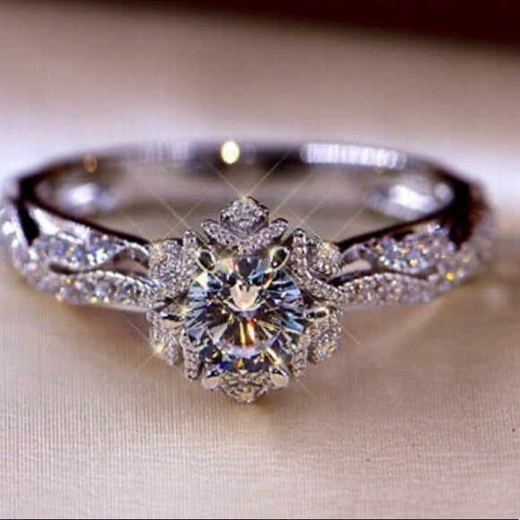 Jewelry - 925 sterling silver Luxury Gorgeous Wedding Ring